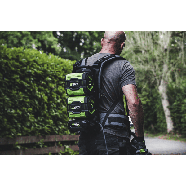 EGO BHX2001 Pro X Rygsele | WebBHX2001 Pro X Batteries and Chargers Lifestyle Photography UK 01 1800 1800 white sRGB 72 PNG | Dan-redskaber