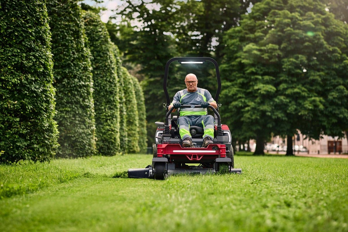 Cramer 82ZTC152R OPTIMUS zero turn plæneklipper med 152 cm klippebord - billede 2