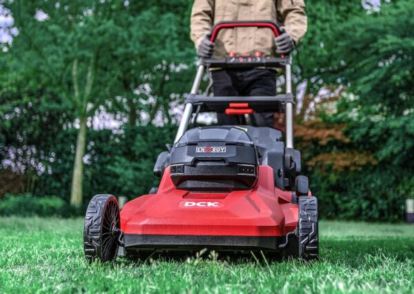 58V Selvkørende plæneklipper 5 DCK 58V selvkørende plæneklipper KDLM58212, 52 cm klippebredde - billede 6